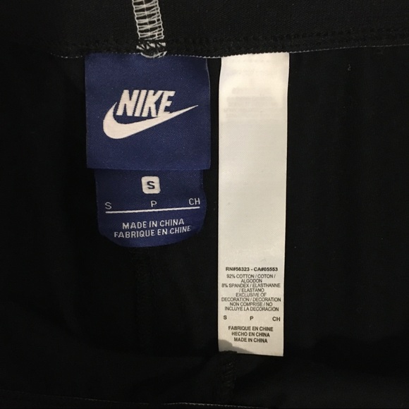 Nike Cropped Cotton Leggings - Picture 2 of 2